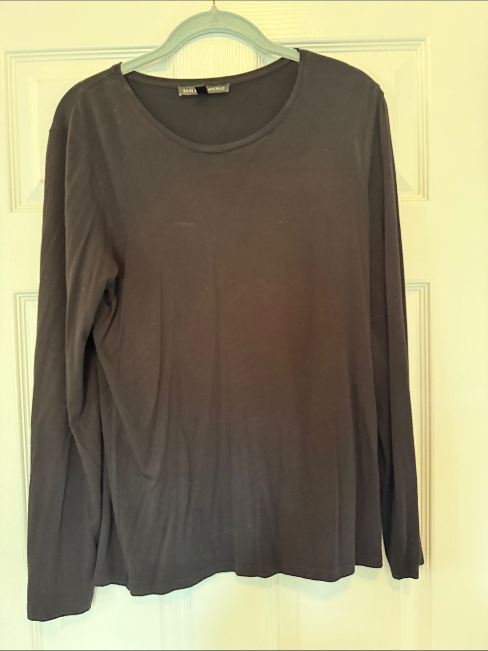 Saks Fifth Avenue Black Long-Sleeve Crewneck Tee